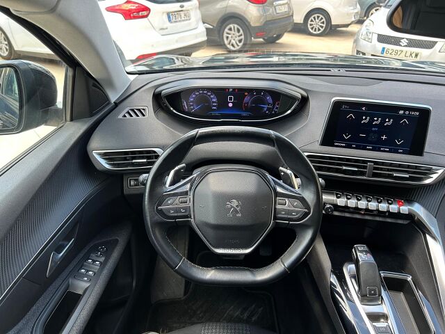 PEUGEOT 3008 ACTIVE 1.5 HDI AUTO SPANISH LHD IN SPAIN 63000 MILES SUPERB 2019